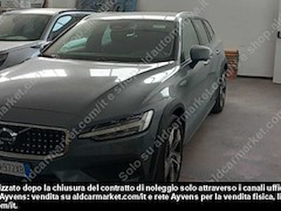 Volvo v60 cross count B4 D -