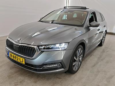 Skoda Octavia combi 1.4 1.5 E-TSI BUSINESS EDITION PLUS, 2022