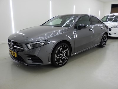Mercedes-Benz A-klasse limousine A 250 e 8G-DCT Business+ Sol AMG Limited 4d