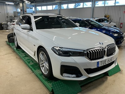 BMW 5-serie 530e Touring M sport Farthallare