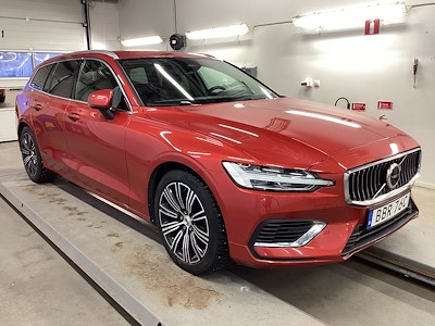 Volvo V60 T6 Recharge 350hk AWD Core Edition Drag Klimatpkt