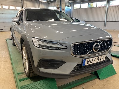 Volvo V60 cross count Cross Country B4 AWD 197hk Core Drag