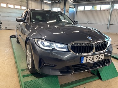BMW 3-serie 330e xDrive Touring 292hk Sport line