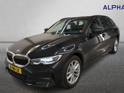 BMW 330 eA 215kW touring, 2021