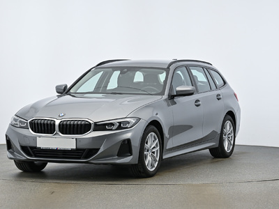 BMW 320d 48 V xDrive Touring Aut. (G21) -, 2002