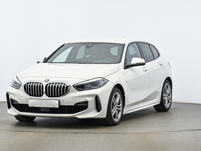 BMW 118d (F40) -, 2020