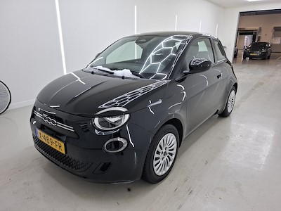 Fiat 500e 42kWh Urban 3d