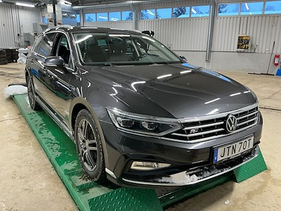 Volkswagen PASSAT SC 2.0 TDI 4Motion R line 200hk Drag Varmare Cockpit