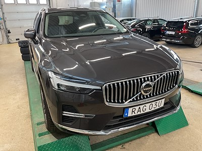Volvo XC60 Recharge T6 350hk AWD Core Edition Drag Lader Pano