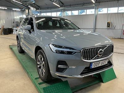 Volvo XC60 Recharge T6 350hk AWD Core Edition Drag Pano