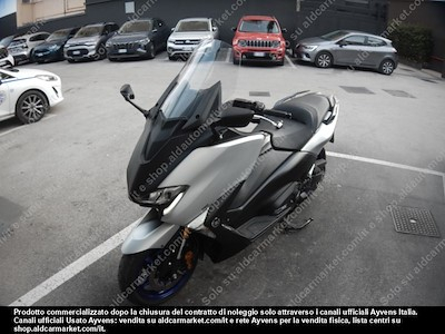 YAMAHA tmax SX abs motociclo 2-door -