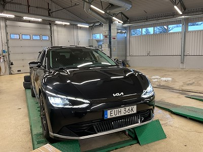 Kia EV6 77.4 kWh 325hk AWD Plus Lader Backkamera Drag