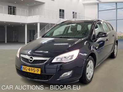 Opel Astra sports tourer 1.3 1.4 TURBO DESIGN EDITION, 2013