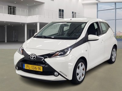 Toyota Aygo 0.9 1.0 VVT-I X-PLAY, 2017