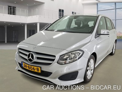 Mercedes-Benz B-klasse 1.5 180 AMBITION, 2015