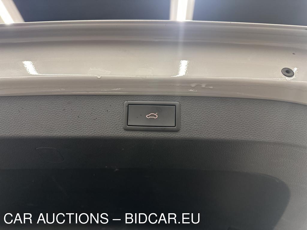 Skoda KAROQ 2.0 Tdi Scr 150ps Sportline 4x4 Dsg