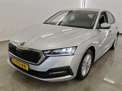 Skoda Octavia 0.9 1.0 E-TSI BUSINESS EDITION, 2021