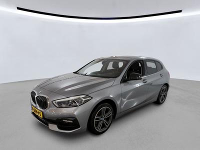 BMW 1-SERIE 1.4 116DA 115PK BUSINESS EDITION SPORTLINE CRUISE PANO TREKHAAK, 2022