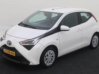 Toyota Aygo 0.9 1.0 VVT-I X-PLAY 72PK 5DRS, 2020