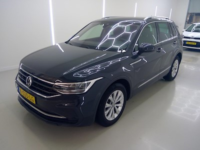 Volkswagen Tiguan 1.5 TSI 110kW DSG Life Business 5d