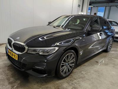BMW 320 EA 150kW PHEV Business Edition Plus, 2022