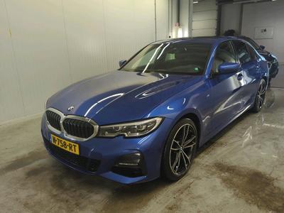 BMW 318 iA 115kW sedan, 2021