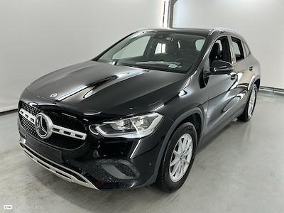 Mercedes-Benz GLA 2.0 GLA 180 D DCT BUSINESS SOLUTION ESS