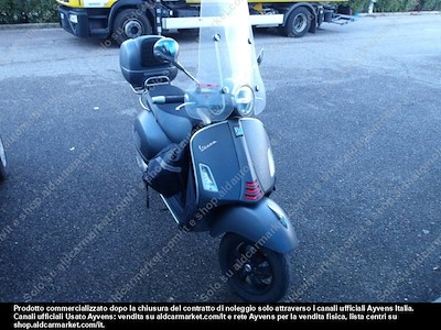 Piaggio vespa gts 300 hpe super -