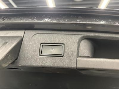 Volkswagen PASSAT 2.0 TDI SCR 200PS ELEGANCE DSG 4MOTION