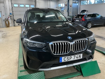 BMW X3 30e xDrive Connected Edition Drag Rattvarme