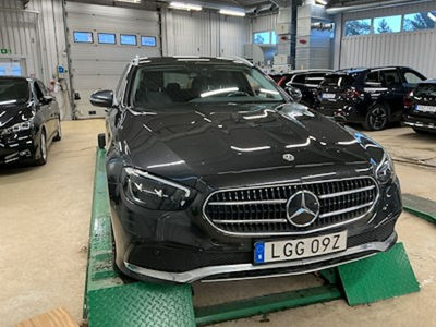 Mercedes-Benz E-Class E300 de 4MATIC 306hk SE Ediition Drag
