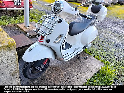 Piaggio vespa gts 300 hpe super -
