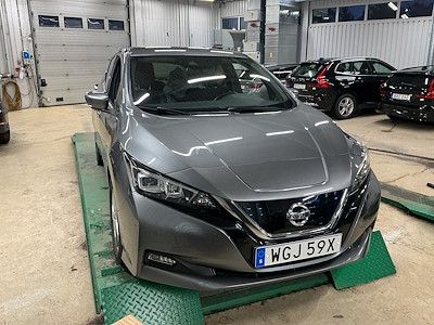 Nissan LEAF 40 kWh N-Connecta Backkamera Nav