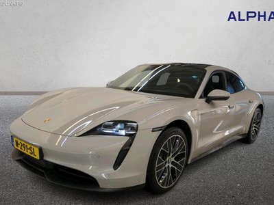 Porsche Taycan 300kW / 79.2kWh, 2021