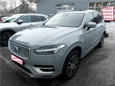 Volvo XC90 T8 AWD PLUG-IN HYBRID Core, 2024