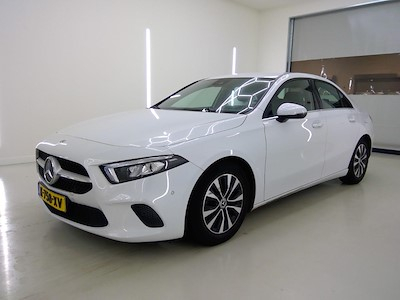 Mercedes-Benz A-klasse limousine A 180 7G-DCT Business Solution 4d
