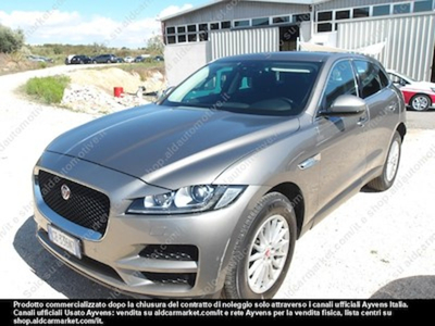 Jaguar f-pace 2.0d I4 132kw pure -