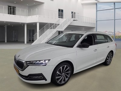 Skoda Octavia combi 0.9 1.0 E-TSI BUSINESS EDITION PLUS, 2022