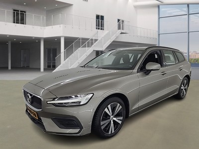 Volvo V60 1.9 2.0 B3 MOMENTUM, 2022