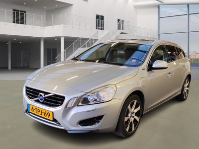 Volvo V60 2.4 2.4 D6 AWD PLUG-IN HYBRID SUMMUM, 2012