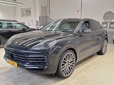 Porsche Cayenne coupe 3.0 V6 e-hybrid 340 CV Platinium Edition, Cuir, PDCC, Innodrive, LED Matrix, HUD