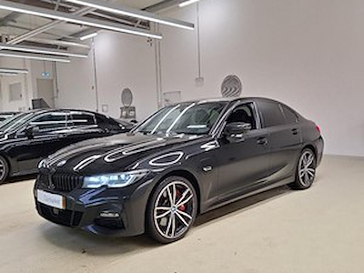BMW 330e m-sport xdrive 184 CV Packs Innovation, Business Pack Plus, Park Assist Plus; Attelage