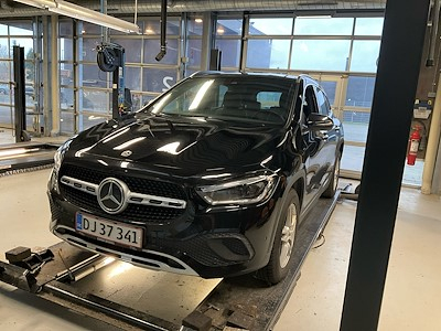 Mercedes-Benz GLA 2.0 GLA 220 D BUSINESS 4MATIC DCT UA!