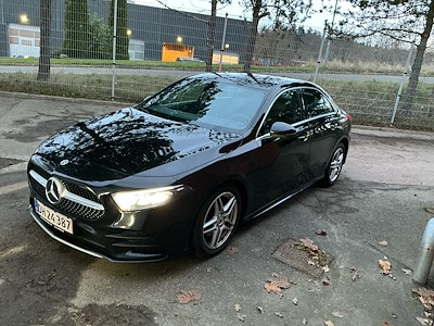 Mercedes-Benz A-KLASSE 2.0 A 200 D Business AMG DCT UA!