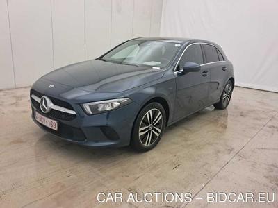 Mercedes A-Klasse A250e Business Solution 1.3i 218pk/cv 5p 8G-DCT, 2021