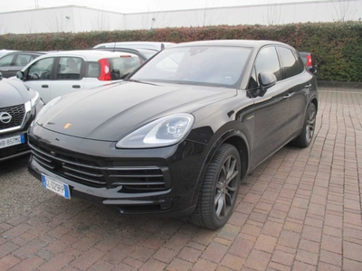 Porsche Cayenne 3.0 V6 E-HYBRID Platinum Edition, 2022