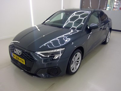 Audi A3 limousine 30 TFSI S tronic Business edition 4d