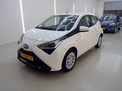 Toyota Aygo 1.0 VVT-i x-play 5d APL
