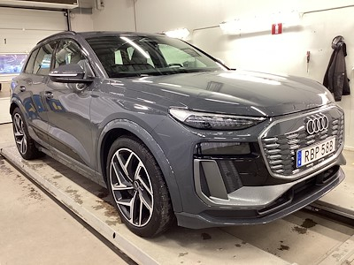 Audi Q6 e-tron quattro S-Line Selection Drag Pano