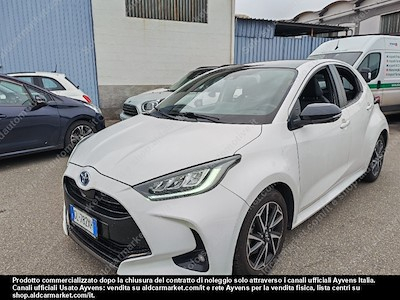 Toyota yaris hybrid lounge my22 FP -